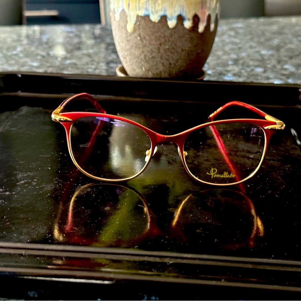Pomellato Women’s brand new  50mn Optical Square/Rectangle.